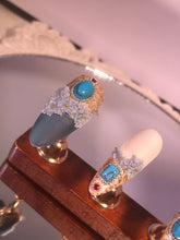 Load image into Gallery viewer, Turquoise Crown
